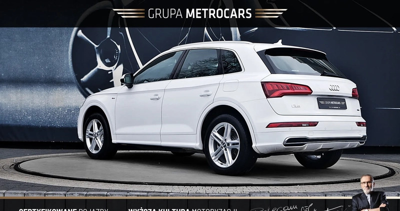 Audi Q5 cena 139898 przebieg: 159884, rok produkcji 2020 z Bytów małe 631